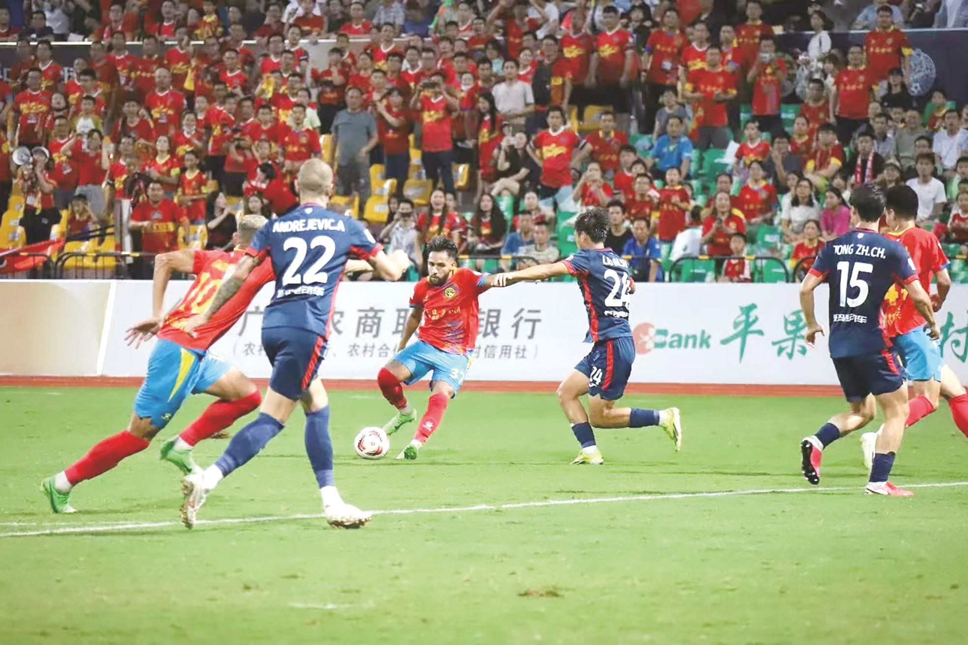 关于赛场精彩瞬间全记录，球队实力愈发显现的信息